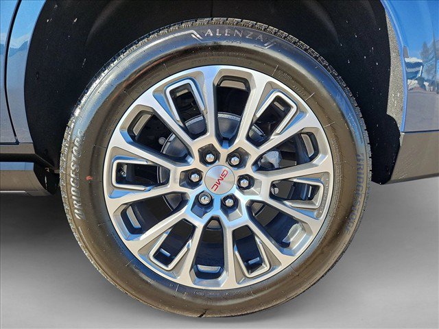 New 2027 GMC Yukon Denali w/ Denali Reserve Package AWD/4WD image 10