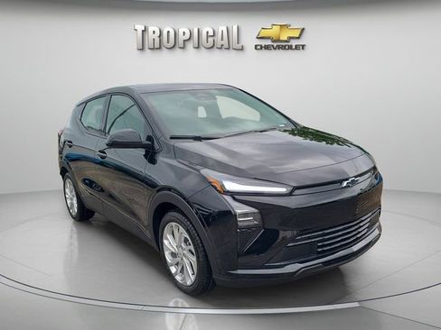 New 2027 Chevrolet Bolt LT FWD image 4