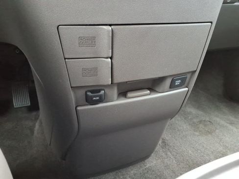 Used 2013 Honda Odyssey Touring image 24