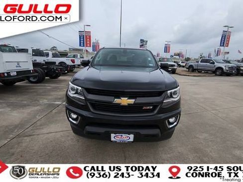 Used 2015 Chevrolet Colorado Z71 AWD/4WD image 3