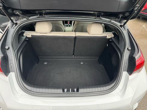 Used 2019 Hyundai Veloster Turbo Ultimate image 20