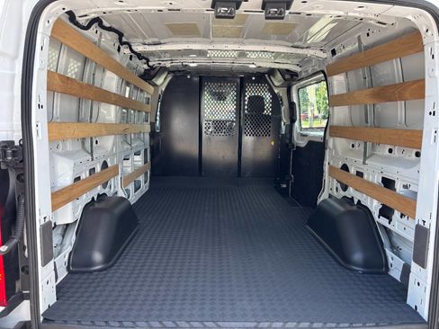 Used 2024 Ford Transit 250 Low Roof w/ Exterior Upgrade Package image 14