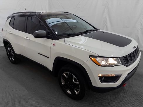 Used 2018 Jeep Compass Trailhawk image 8