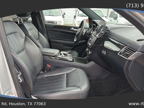 Used 2017 Mercedes-Benz GLS 450 4MATIC image 38
