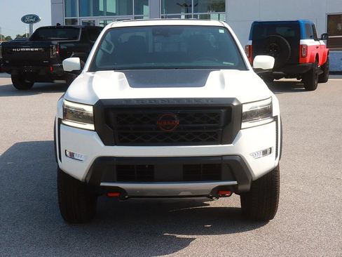 Used 2022 Nissan Frontier PRO-4X w/ Pro-4X Premium Package AWD/4WD image 2