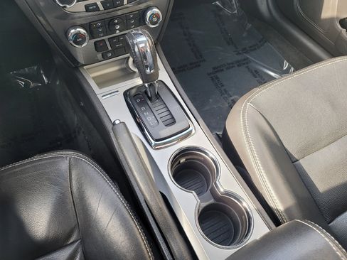 Used 2011 Ford Fusion SEL w/ 301A Rapid Spec Order Code image 22