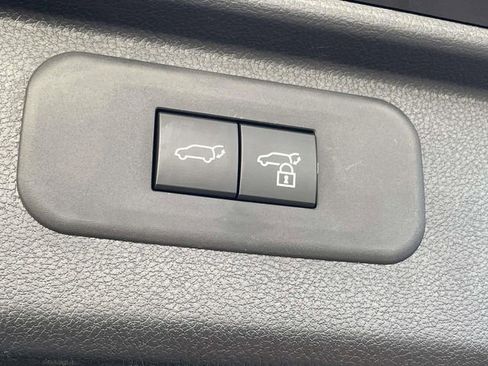 Used 2026 Toyota Grand Highlander AWD Hybrid image 15