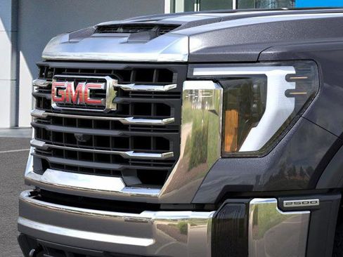 New 2026 GMC Sierra 2500 SLT image 41