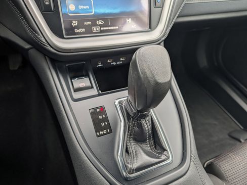 Used 2021 Subaru Outback image 29