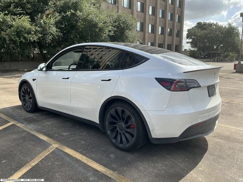 Used 2022 Tesla Model Y Performance AWD/4WD image 5