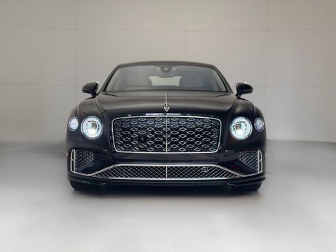 New 2025 Bentley Flying Spur Plug-In Hybrid image 15