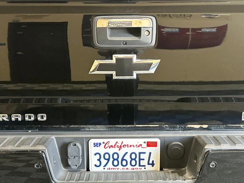 Used 2016 Chevrolet Silverado 1500 High Country image 46