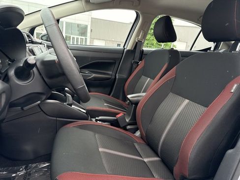 Used 2025 Nissan Versa SR w/ Trunk Package image 14