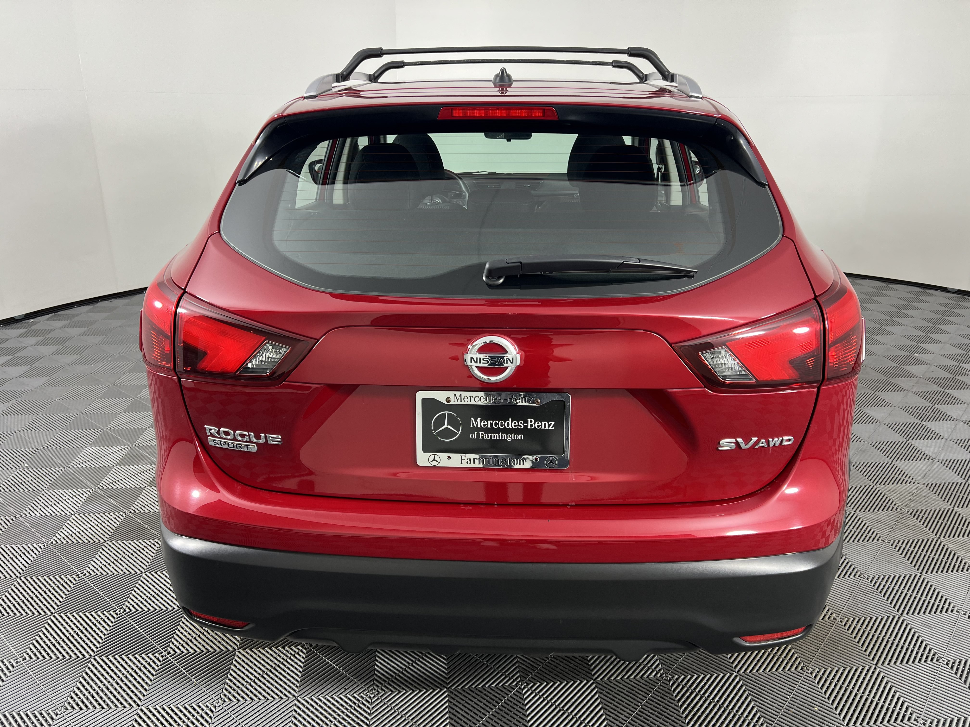Used 2018 Nissan Rogue Sport SV AWD/4WD image 11