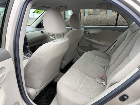 Used 2009 Toyota Corolla image 6