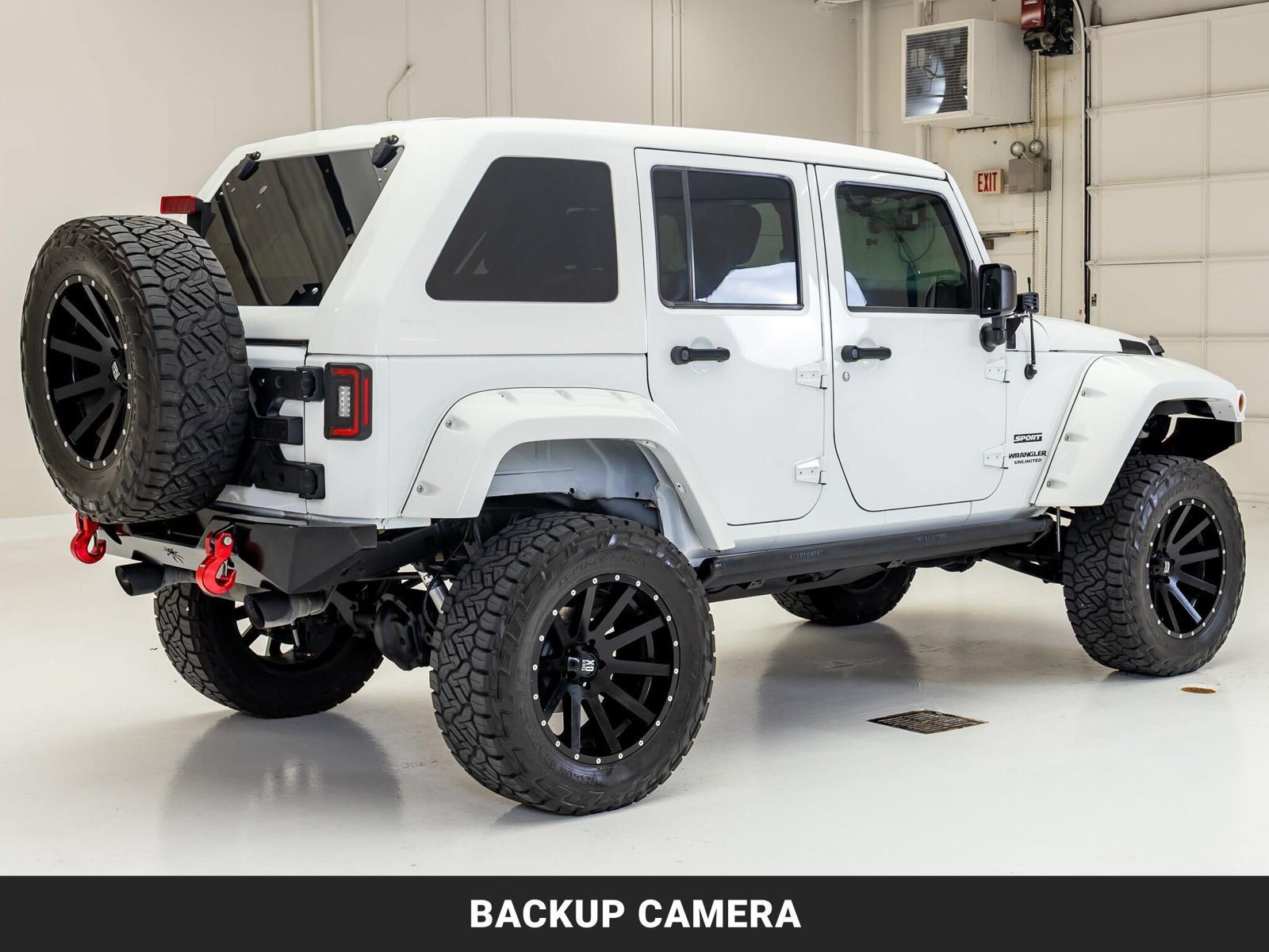 Used 2017 Jeep Wrangler Unlimited Sport w/ Quick Order Package 24S AWD/4WD image 9