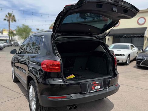 Used 2013 Volkswagen Tiguan SE FWD image 12