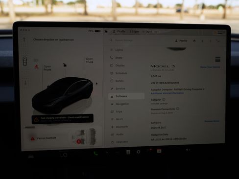 Used 2025 Tesla Model 3 Long Range image 24