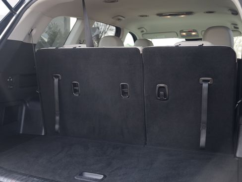 Used 2023 Kia Telluride S image 15