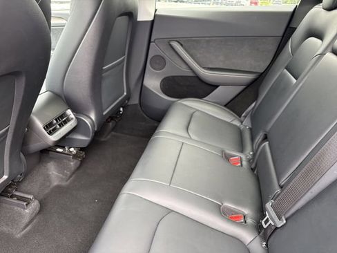 Used 2023 Tesla Model Y AWD image 26