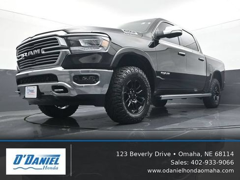 Used 2022 RAM 1500 Laramie AWD/4WD image 9