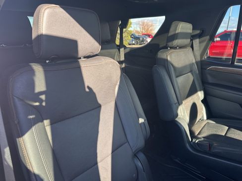 Used 2023 Chevrolet Tahoe High Country w/ Advanced Technology Package image 28