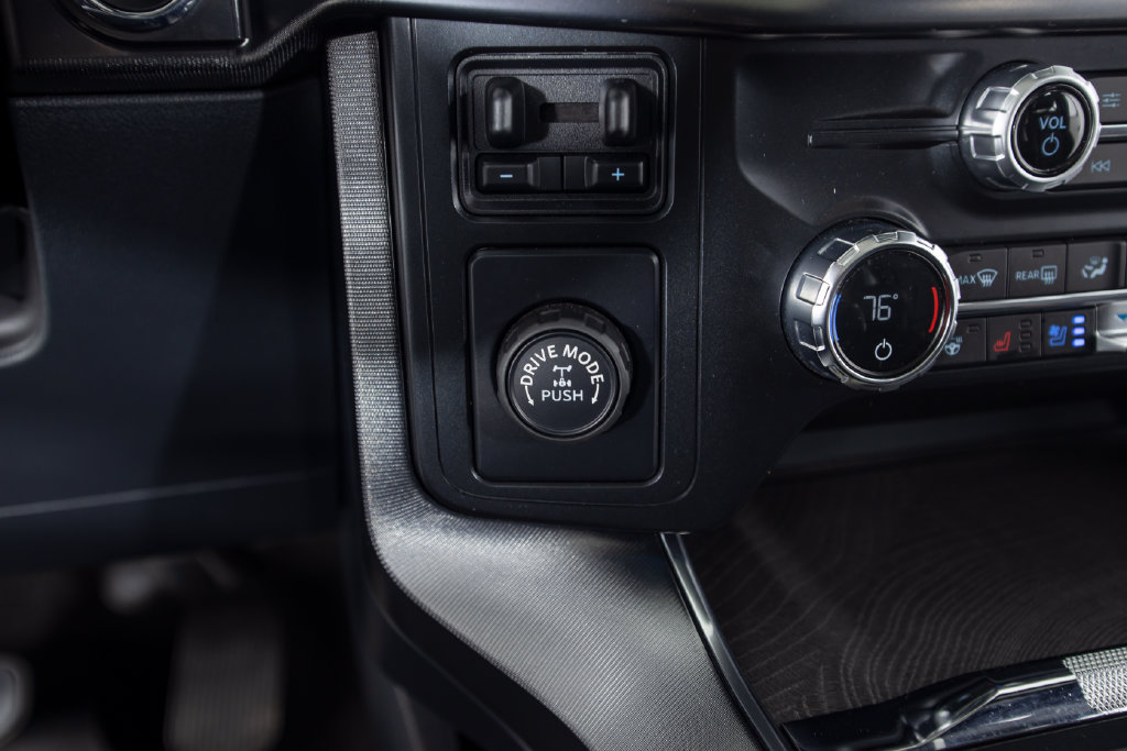 Used 2021 Ford F150 Platinum RWD image 41