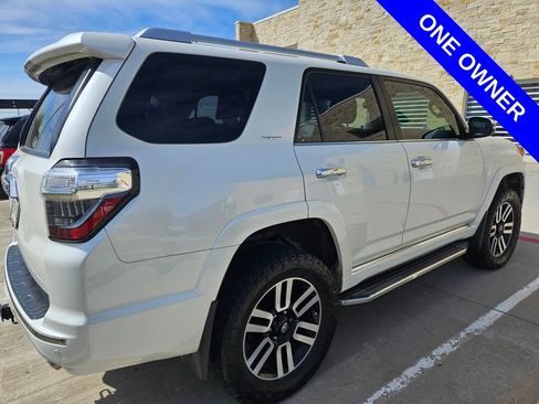 Used 2019 Toyota 4Runner Limited w/ Four Season Floor Mat Package image 7
