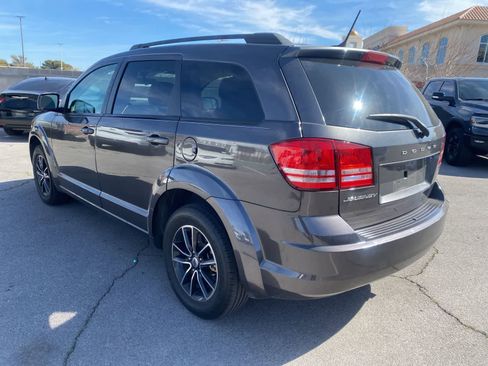 Used 2018 Dodge Journey SE w/ Connectivity Group image 8