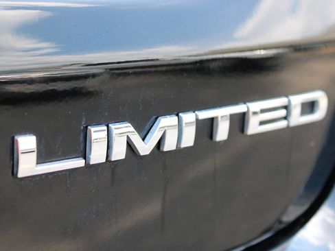 Used 2023 Jeep Compass Limited AWD/4WD image 8