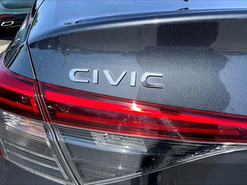 Used 2022 Honda Civic Sport image 31