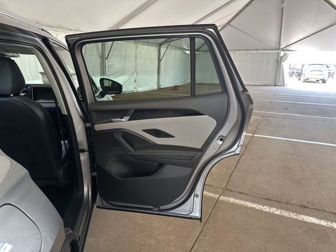 New 2026 Volkswagen Tiguan SE AWD/4WD image 14