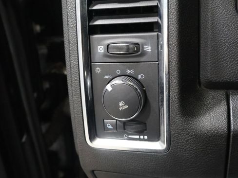 Used 2013 RAM 2500 Laramie w/ Protection Group AWD/4WD image 31