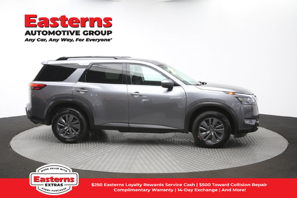 Used 2022 Nissan Pathfinder SV FWD image 47