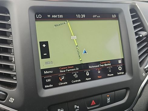 Used 2023 Jeep Cherokee Altitude Lux AWD/4WD image 13