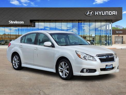 Used 2014 Subaru Legacy 2.5i Limited image 5