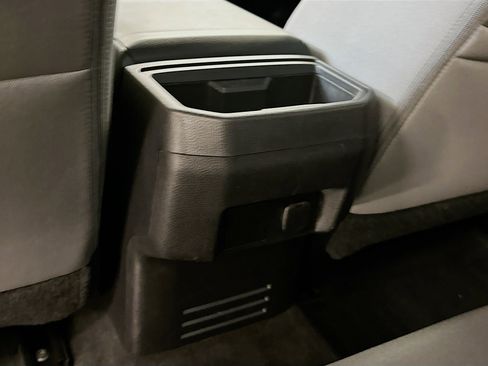 Used 2025 Toyota Tacoma TRD Off-Road image 28