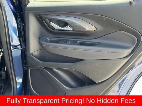Used 2022 GMC Terrain SLE w/ Driver Convenience Package AWD/4WD image 19