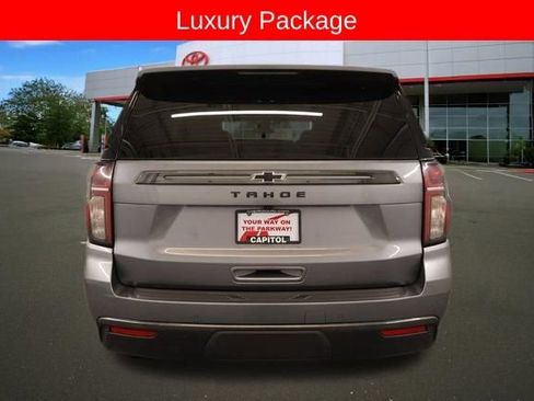 Used 2022 Chevrolet Tahoe Z71 w/ Luxury Package AWD/4WD image 5