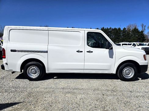 Used 2019 Nissan NV 1500 S image 6