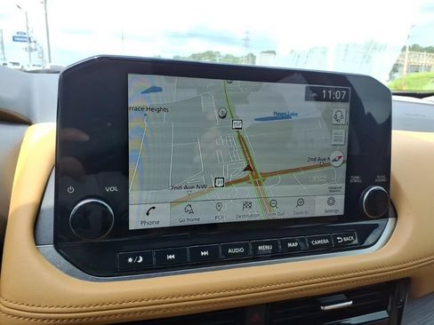 Used 2021 Nissan Rogue Platinum FWD image 26