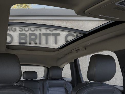 New 2026 Lincoln Nautilus Reserve w/ Jet Appearance Package image 22