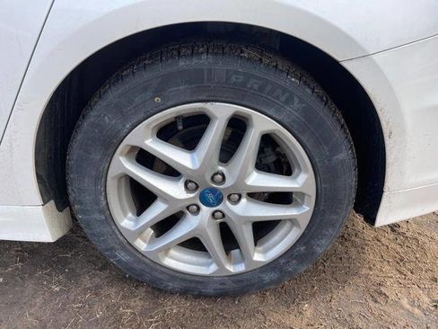 Used 2013 Ford Fusion SE image 12