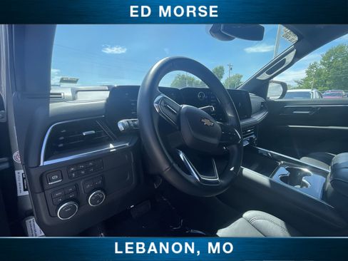 Used 2025 Chevrolet Tahoe LT AWD/4WD image 10