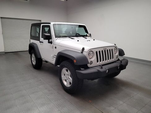 Used 2014 Jeep Wrangler Sport w/ Quick Order Package 24S AWD/4WD image 13