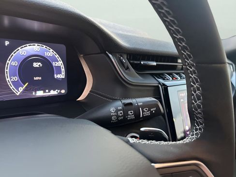 New 2025 Jeep Grand Cherokee L Altitude image 33