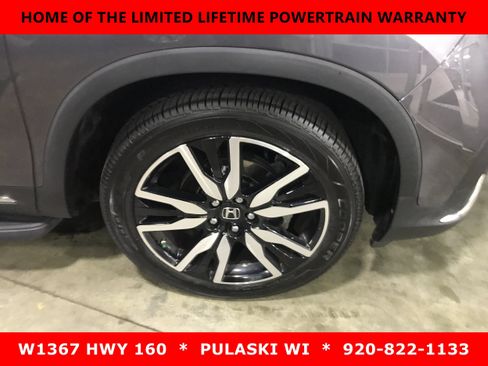 Used 2021 Honda Pilot Touring image 3