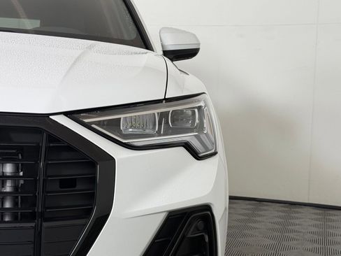 Certified 2025 Audi Q3 2.0T Premium w/ Convenience Package image 10