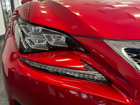 Used 2018 Lexus RC 300 AWD image 3