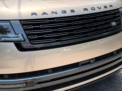 Used 2023 Land Rover Range Rover SE AWD/4WD image 33
